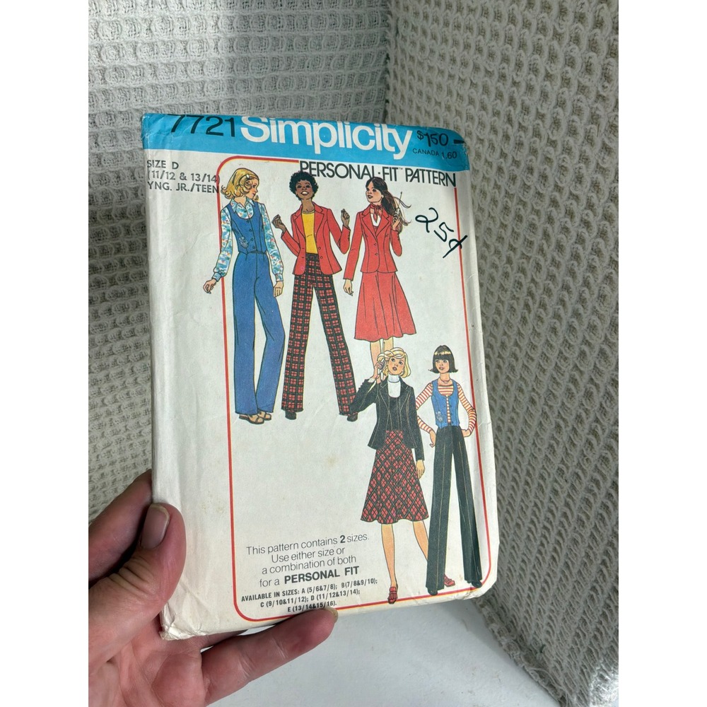 [Vintage] Teens Simplicity 7721 Sewing Pattern Size D Multi-Color